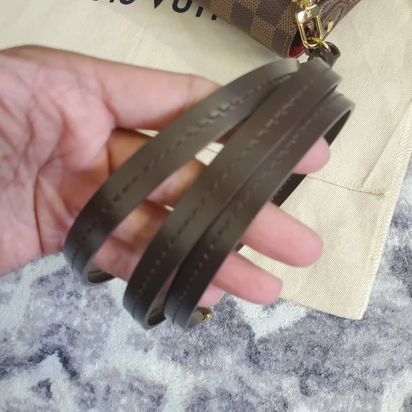 SOLD❤Authentic Louis Vuitton DE Favorite MM - Picture 14 of 16